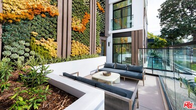 Common Area / Living Wall