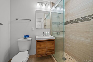 84-09 155th Ave unit 4N, Howard Beach, NY 11414 - photo 5