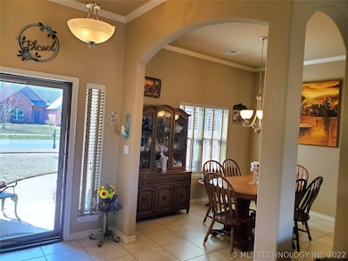 Light and bright entry with shatter proof storm do