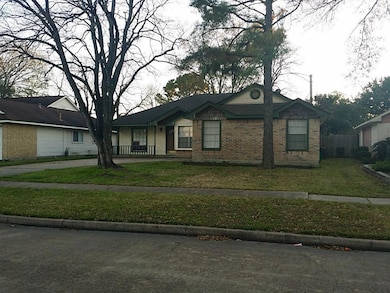 15711 Meadow Village Dr, Houston, TX 77095 - photo 2