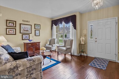 237 Sugarberry Ln unit V115, Langhorne, PA 19047 - photo 5