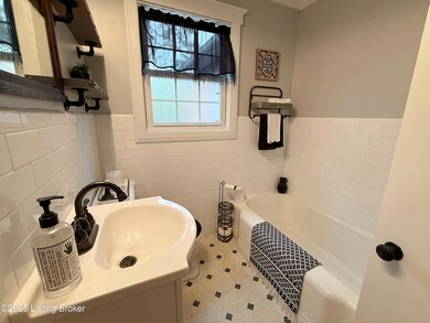 1445 Campbellsville Rd, Hodgenville, KY 42748 - photo 6