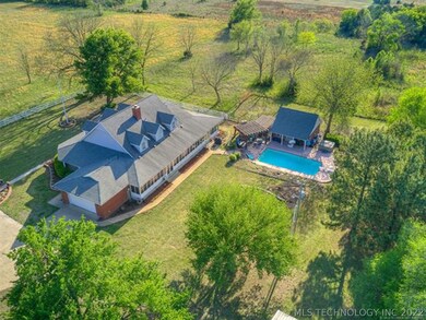 1010 Warren Rd, Henryetta, OK 74437 - photo 5