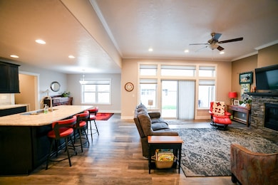 117 41st Ave NE, Great Falls, MT 59404 - photo 2