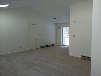 54 Rebecca Ln unit 29, Yarmouth, ME 04096 - photo 2