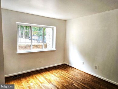 3861B Steppes Ct unit 3861B, Falls Church, VA 22041 - photo 5