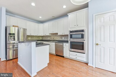 41906 Cinnabar Square, Stone Ridge, VA 20105 - photo 7