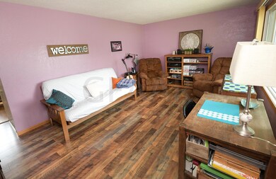 1427 S 19th St, Grand Forks, ND 58201 - photo 3