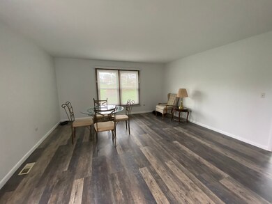 1079 Glouchester Harbor unit 1201, Schaumburg, IL 60193 - photo 4