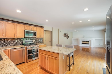 013_491glengarryway15-edit