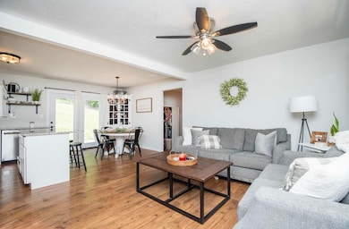 995 Spring Creek Rd, Dandridge, TN 37725 - photo 3