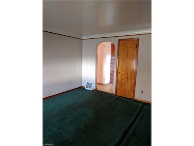 13116 Crennell Ave, Cleveland, OH 44105 - photo 5