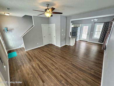 119RubyCt - Living Room 2