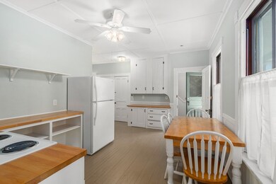 79 Douglas St, Uxbridge, MA 01569 - photo 6