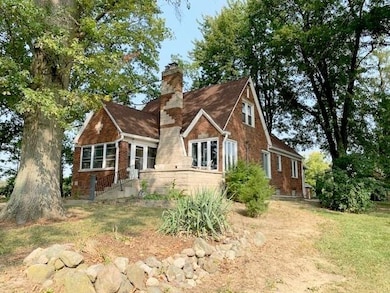 Beautiful brick home w/front patio.