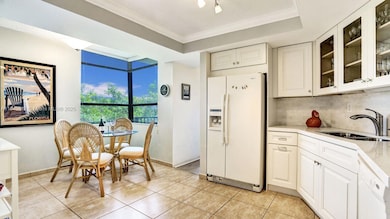Huge kitchen