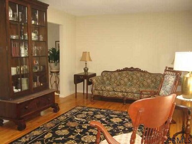 44 Huntwood Dr, Clifton Park, NY 12065 - photo 2