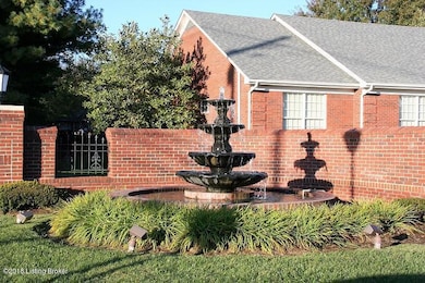 8904 Adams Run Ct, Louisville, KY 40228 - photo 7