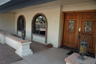 ab-Front Porch