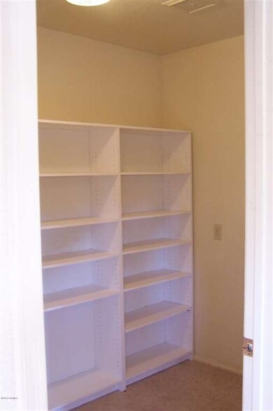 Walk -n Pantry