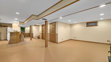 1858 Gardner Rd, Westchester, IL 60154 - photo 4