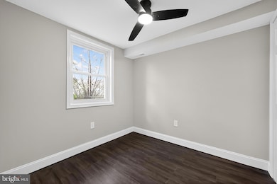 1556 Summit St, Marcus Hook, PA 19061 - photo 7