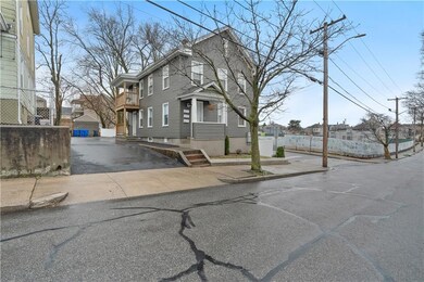 208 Randall St, Pawtucket, RI 02860 - photo 2