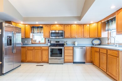 8 Notre Dame Ave, Allenstown, NH 03275 - photo 7