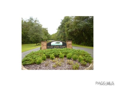 River Oaks East Entrance