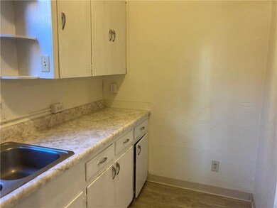 73 7th St, Midland, PA 15059 - photo 3