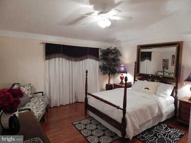 9537 Georgian Way unit 9537, Owings Mills, MD 21117 - photo 3