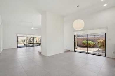 9-web-or-mls-Kevin Lee Ln-S1209-007