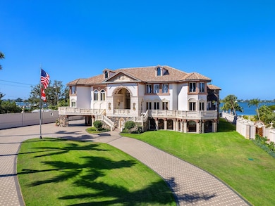 1310 S Lake Shore Dr, Sarasota, FL 34231 - photo 2