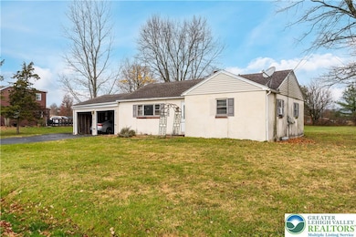 25 Meadow Rd, Quakertown, PA 18951 - photo 2