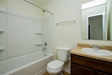 1396 Fiesta Dr, Franklin, IN 46131 - photo 7