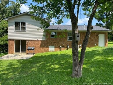 7555 Selwyn Ct, Fayetteville, NC 28303 - photo 3