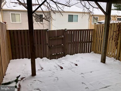 12609 Misty Meadow Place, Germantown, MD 20874 - photo 2