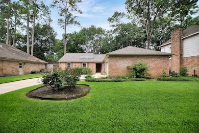 15119 Rose Valley Dr, Houston, TX 77070 - photo 2