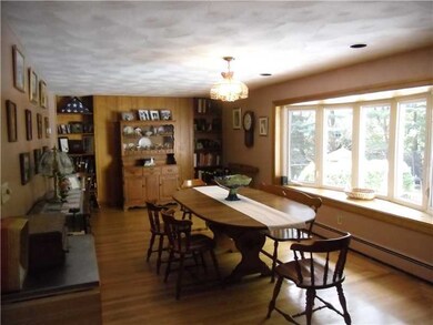 1111 Pippin Orchard Rd, Cranston, RI 02921 - photo 4