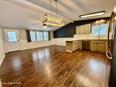 724 Idaho St, Mullan, ID 83846 - photo 3