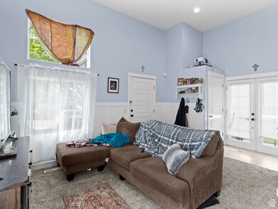 3043 Arthurs Ct, Salt Lake City, UT 84120 - photo 4