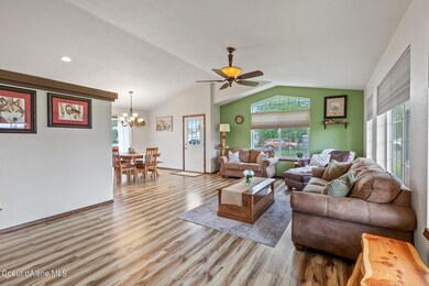 9433NReedRd-3