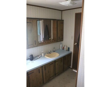 19 Lisa Cir, Merrimac, MA 01860 - photo 6