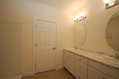 26 Sheffield Way unit 3C, Londonderry, NH 03053 - photo 7