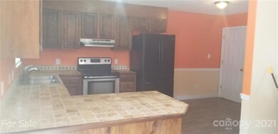 124 Hyde Ln unit 30, Statesville, NC 28625 - photo 3