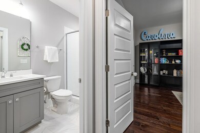 Guest Bath, First Floor