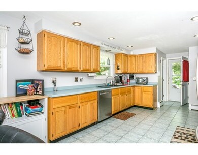 75 Hovey Rd, Londonderry, NH 03053 - photo 7