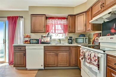 801 S Front St, Allentown, PA 18103 - photo 7