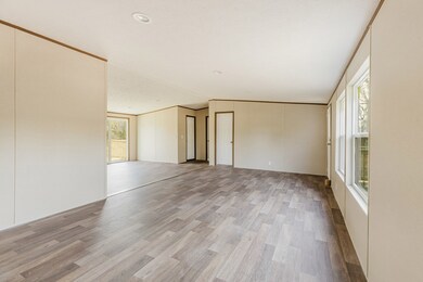 569 Henry Hart Rd, Leslie, GA 31764 - photo 7