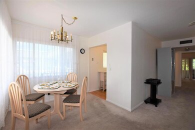 bright dinning rm